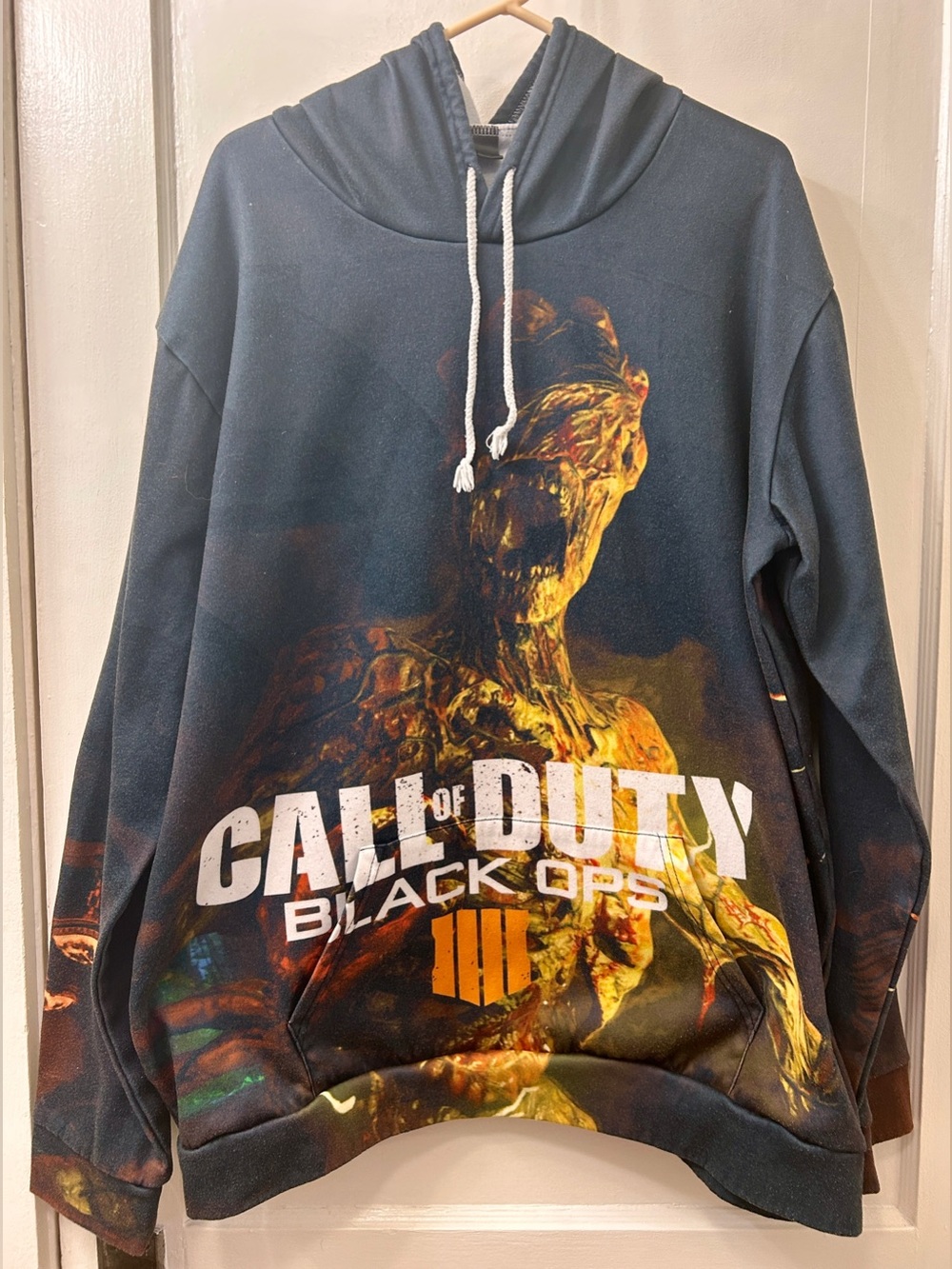 Call of Duty Hoodie - Black/Yellow